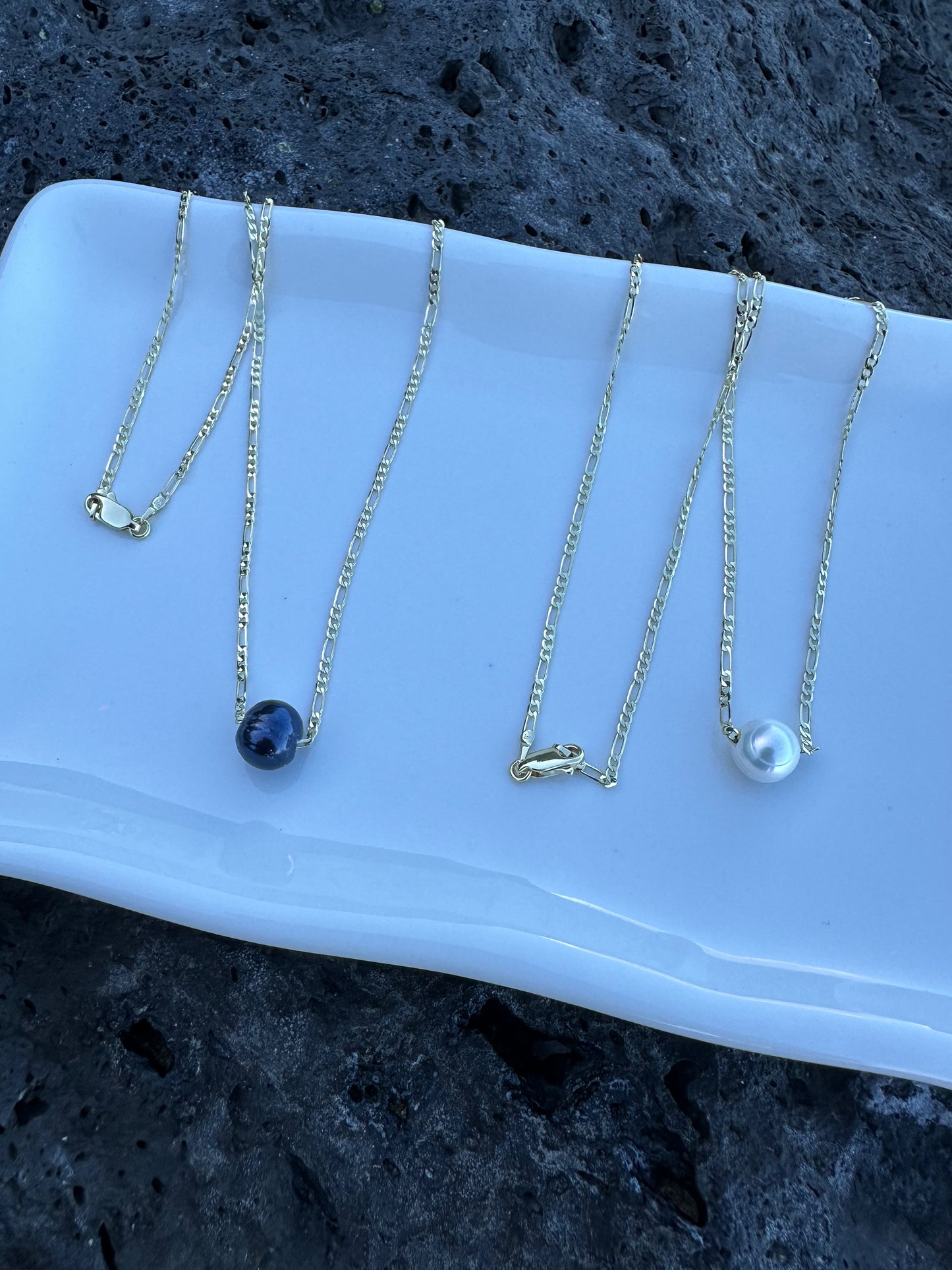 Floating Freshwater Pearl